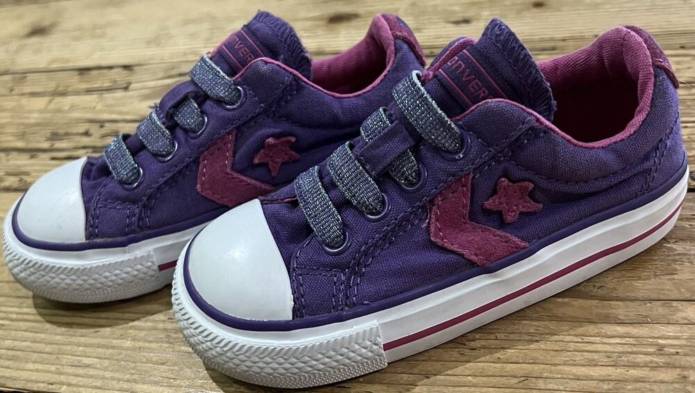 Converse All Star Sparkly Purple Lace up Toddler Shoes Size 6
